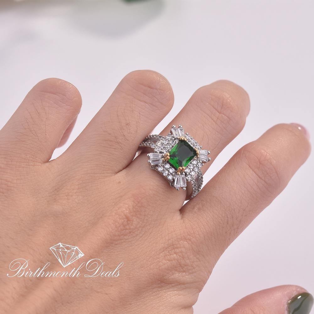 August Peridot Birthstone - Birthmonth Deals