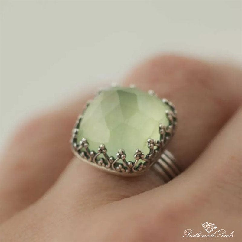 August Peridot Birthstone - Birthmonth Deals