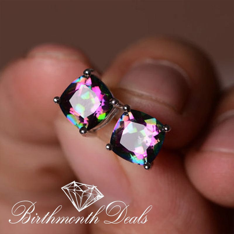 June Alexandrite Earrings - Birthmonth Deals