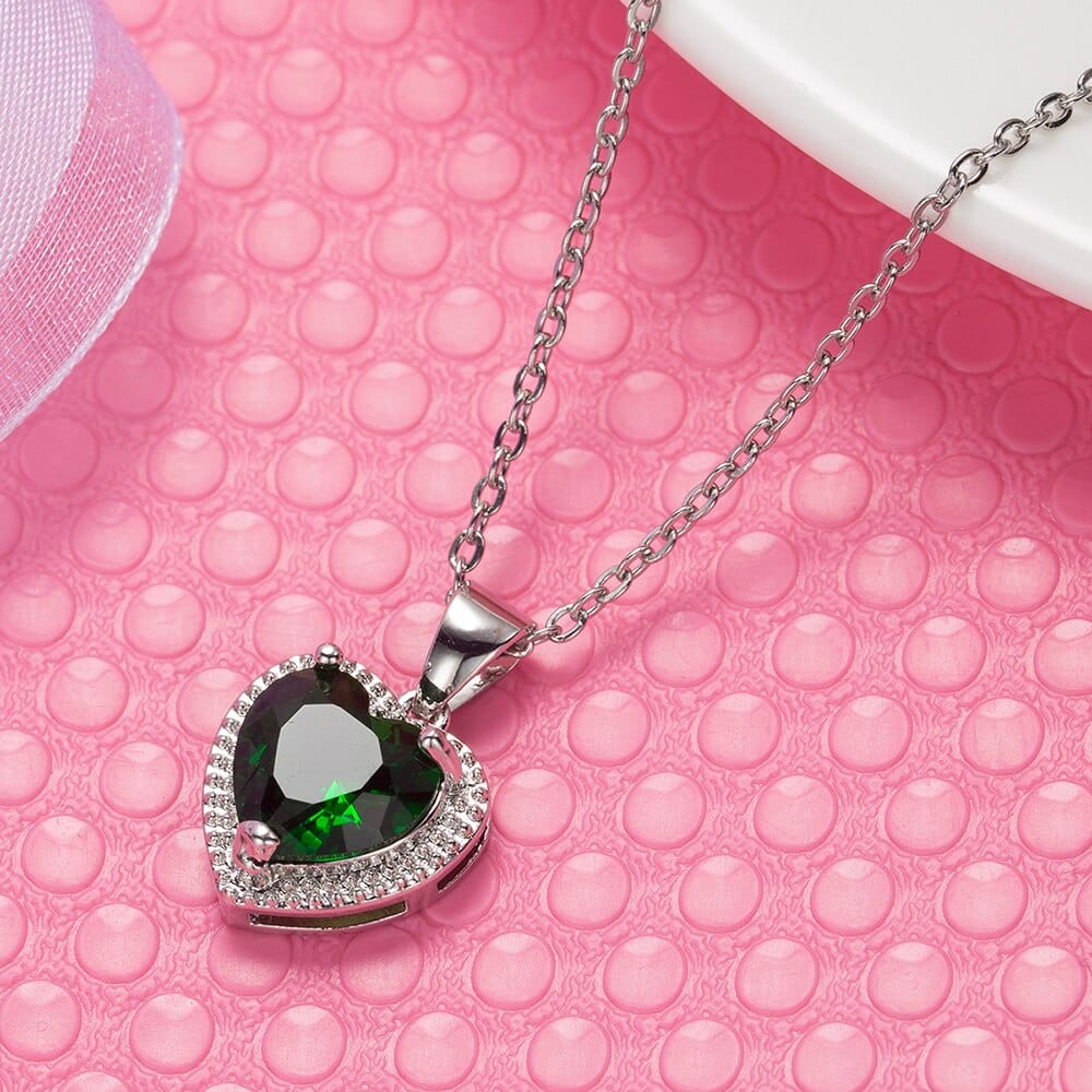 May Emerald Birthstone Necklace - Birthmonth Deals