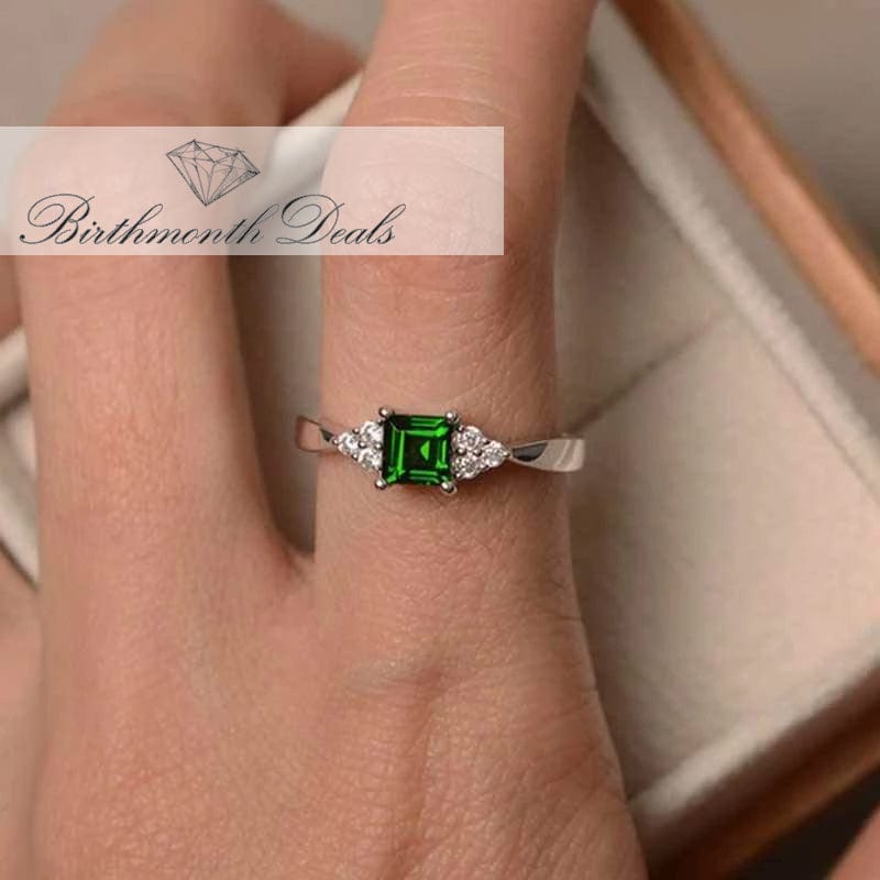 May Emerald Birthstone - Birthmonth Deals