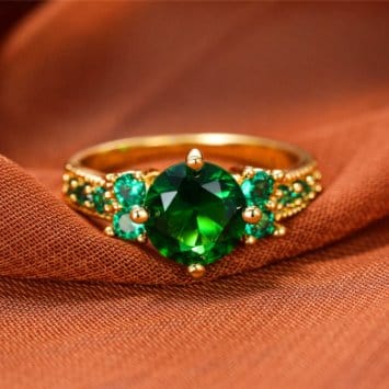 May Emerald Birthstone - Birthmonth Deals