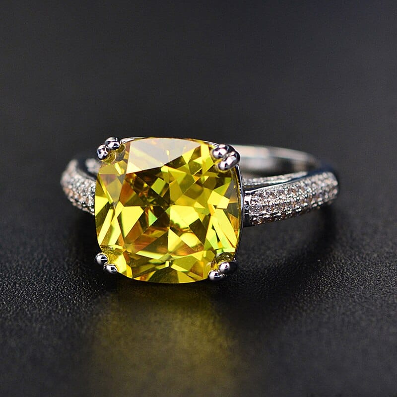 November Topaz Birthstone Ring - Birthmonth Deals