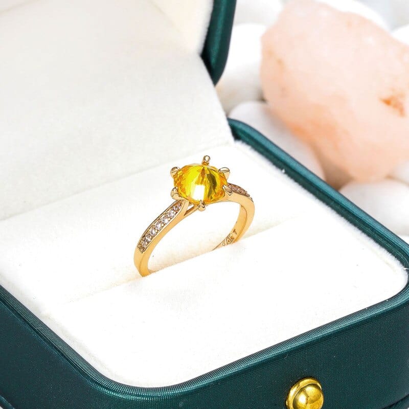 November Topaz Birthstone Ring - Birthmonth Deals